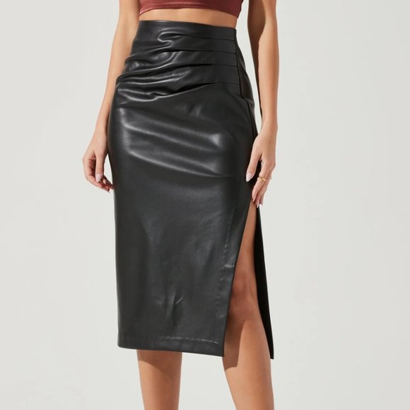 ASTR melody faux leather skirt black - Picture 1 of 5